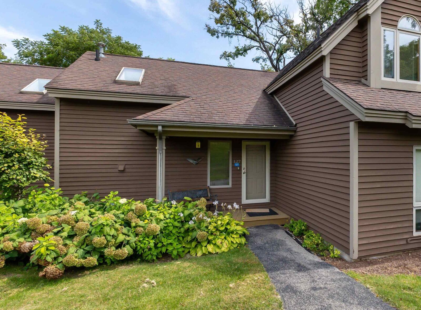 Property Photo: 127 Walnut Hill Drive IL 61036