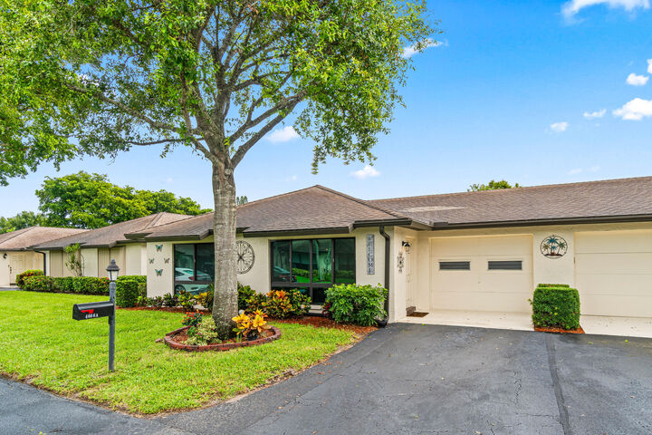 Property Photo:  4666 Finchwood Terrace A  FL 33436 