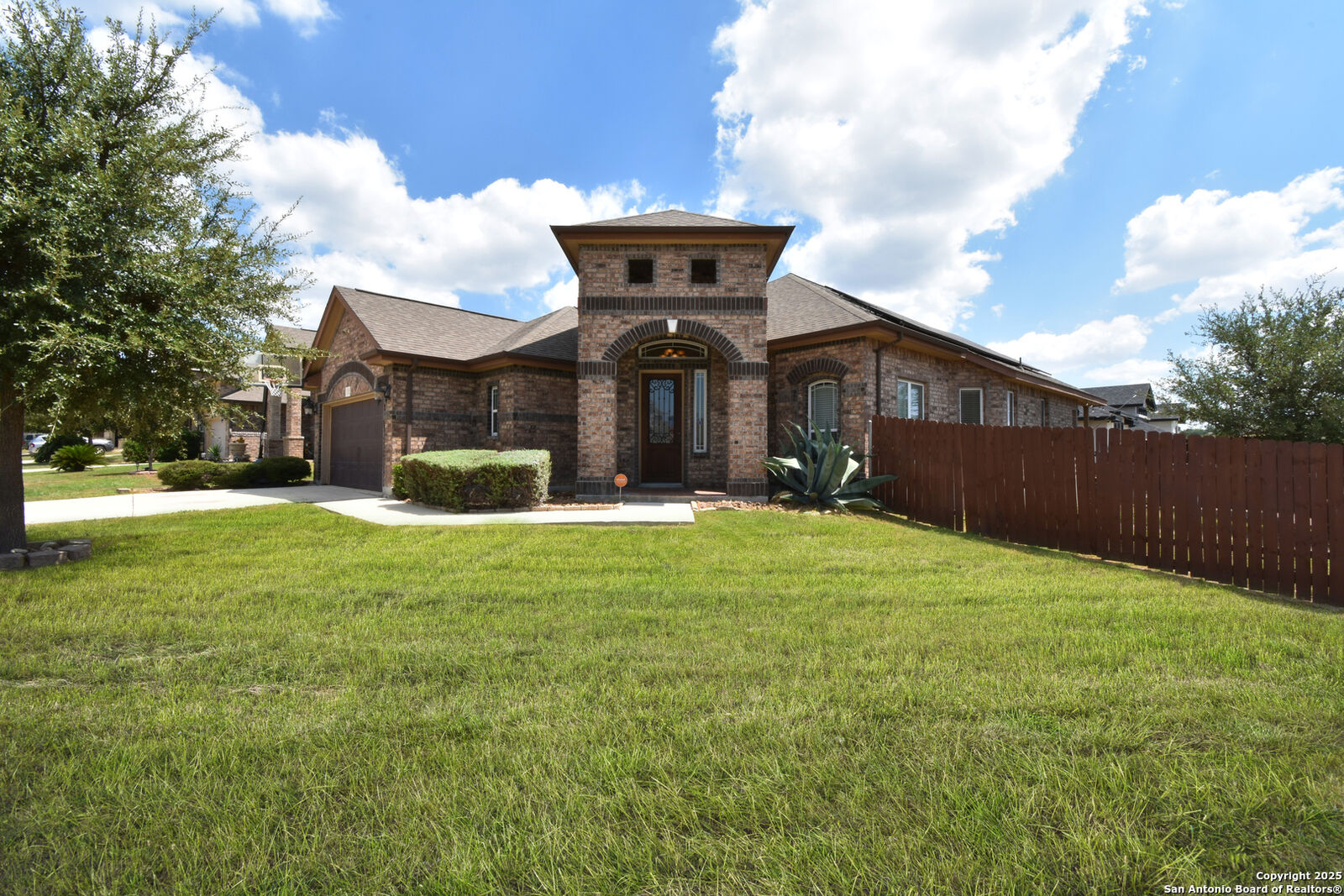 Property Photo:  11222 Begonia Rock  TX 78245 