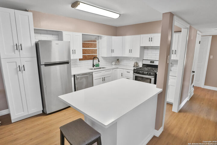 Property Photo:  407 McNeel  TX 78228 