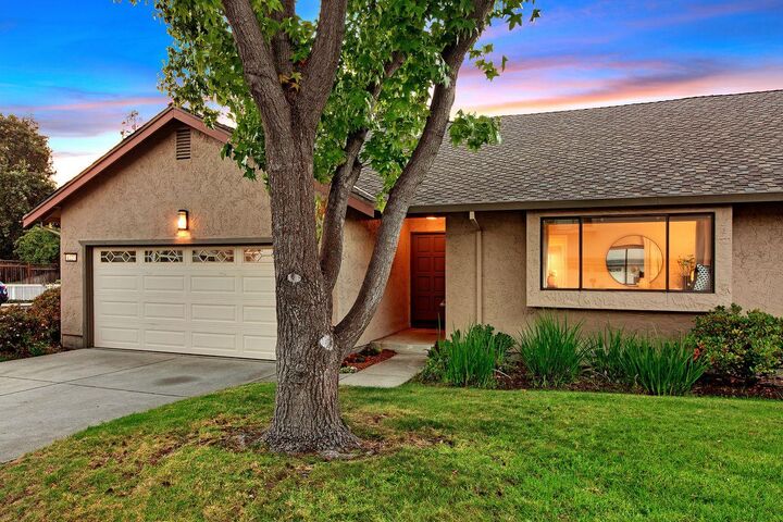 Property Photo: 1227 Chantal Way CA 94061