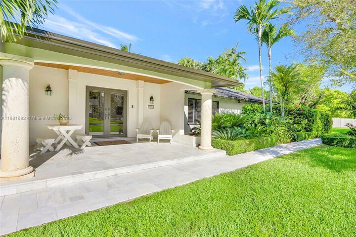 Property Photo:  12620 SW 113th Ct  FL 33176 