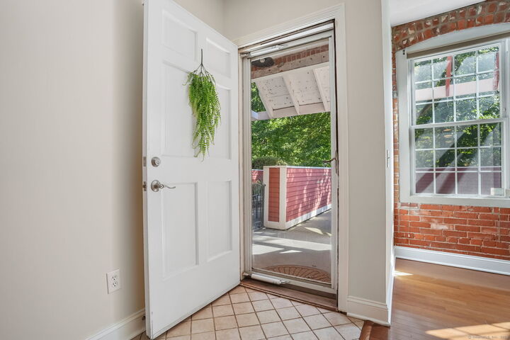 Property Photo:  55 Oil Mill Road Apt 38  CT 06810 