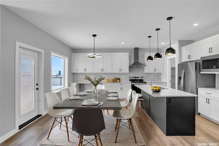 Photo de la propriété:  106 Katz Avenue  SK S7V 1S9 