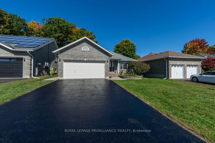 Photo de la propriété:  23 Sunshine Lane  ON K8V 6X3 
