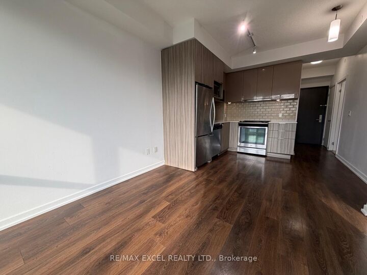 Property Photo:  52 Forest Manor Road 219  ON M2J 0E2 