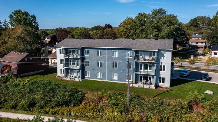 Property Photo:  2347 3rd Avenue W 21  ON N4K 2J3 