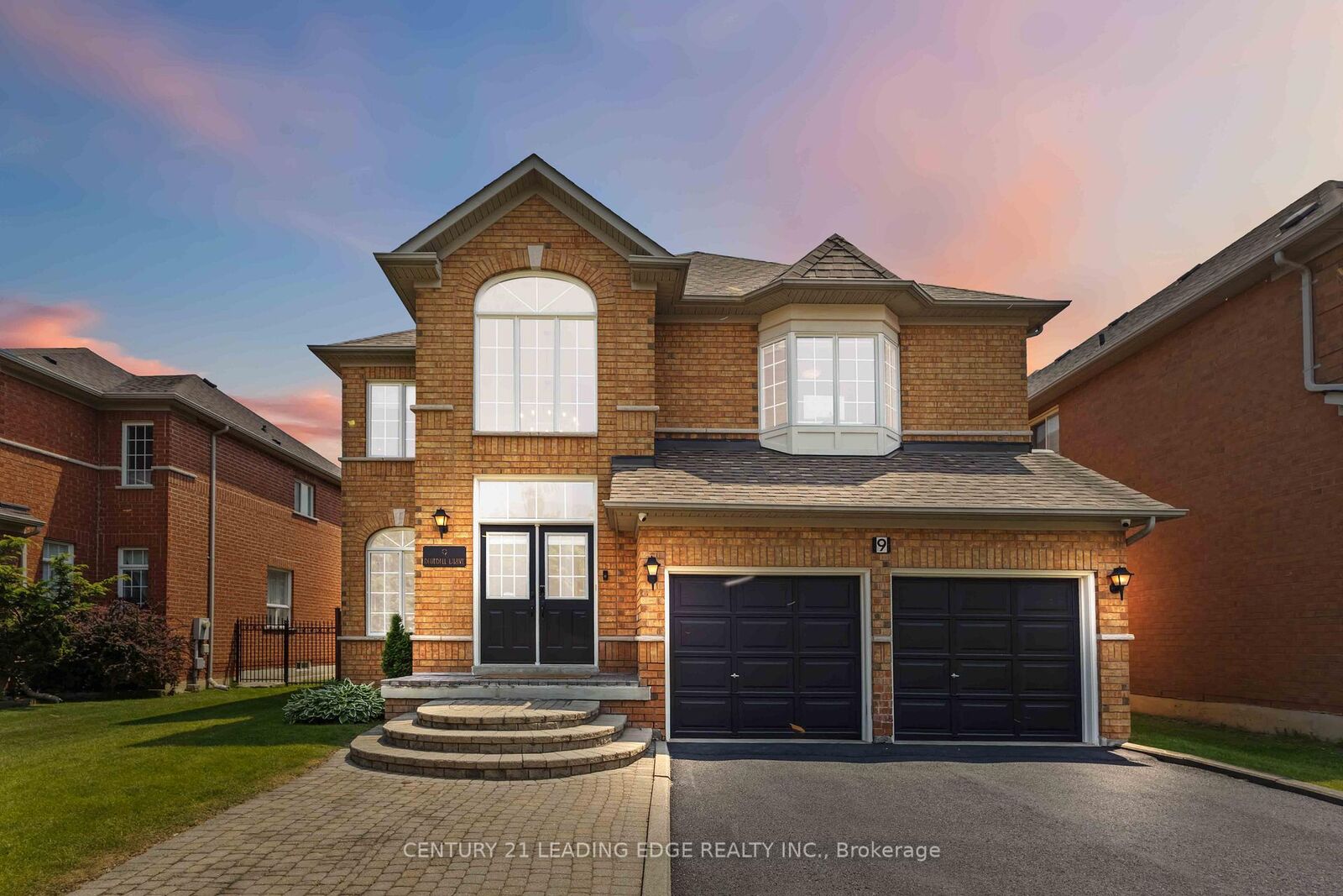 Property Photo:  9 Bluebell Drive  ON L3S 3P8 
