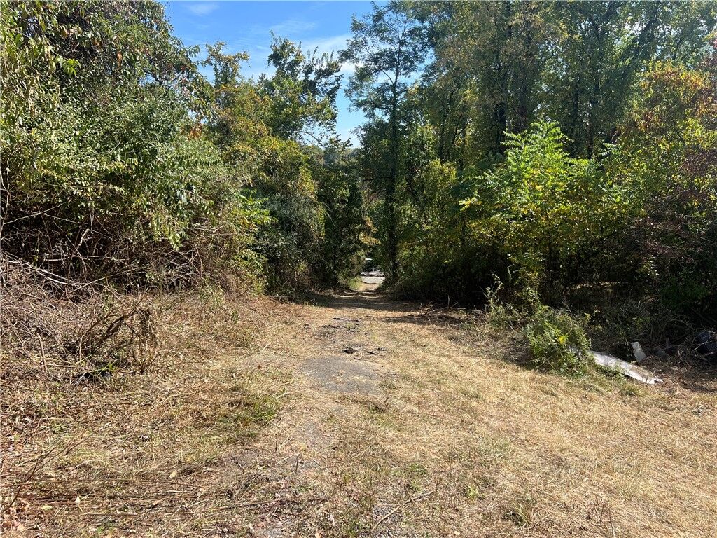 Property Photo: 51 McMichael Rd PA 15106