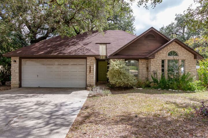 Property Photo:  1607 Century Oaks Drive  TX 78644 