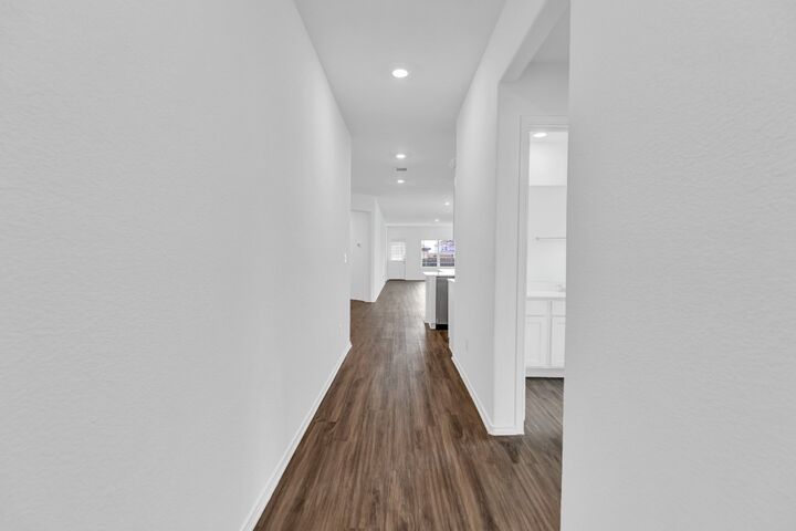 Property Photo:  332 Escondido Circle  TX 78666 