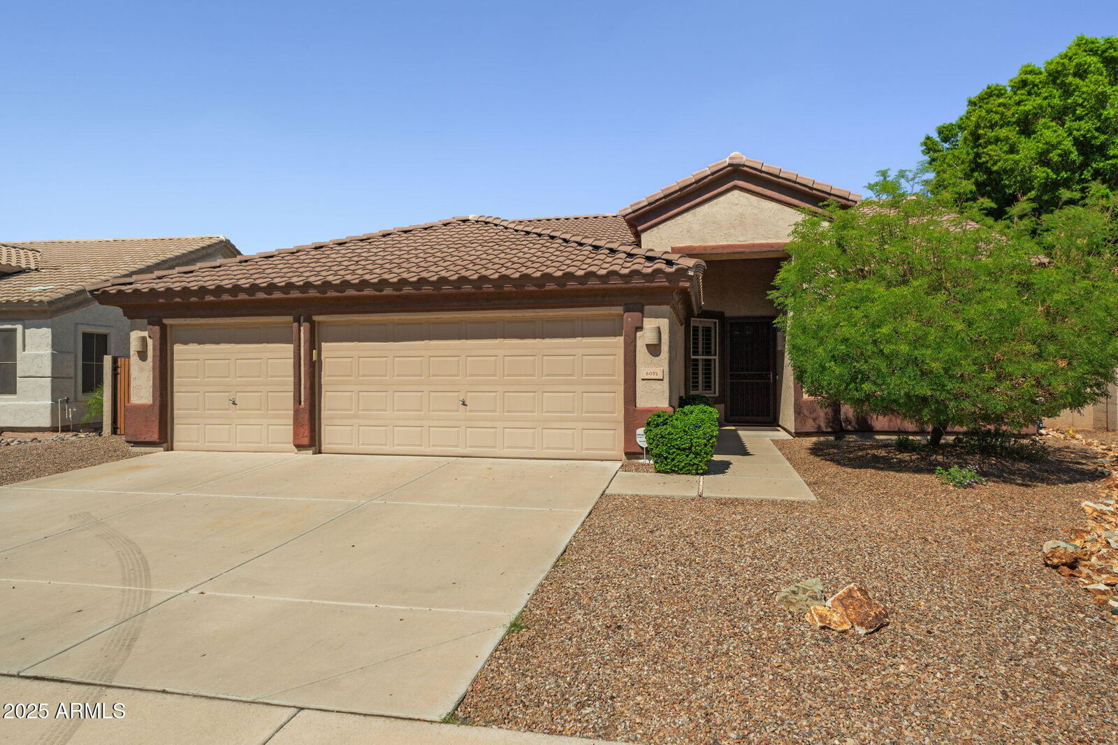 Property Photo:  6052 W Kristal Way  AZ 85308 