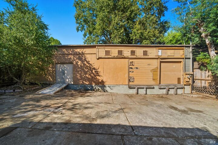 Property Photo:  226 Bayview Street  CA 94901 