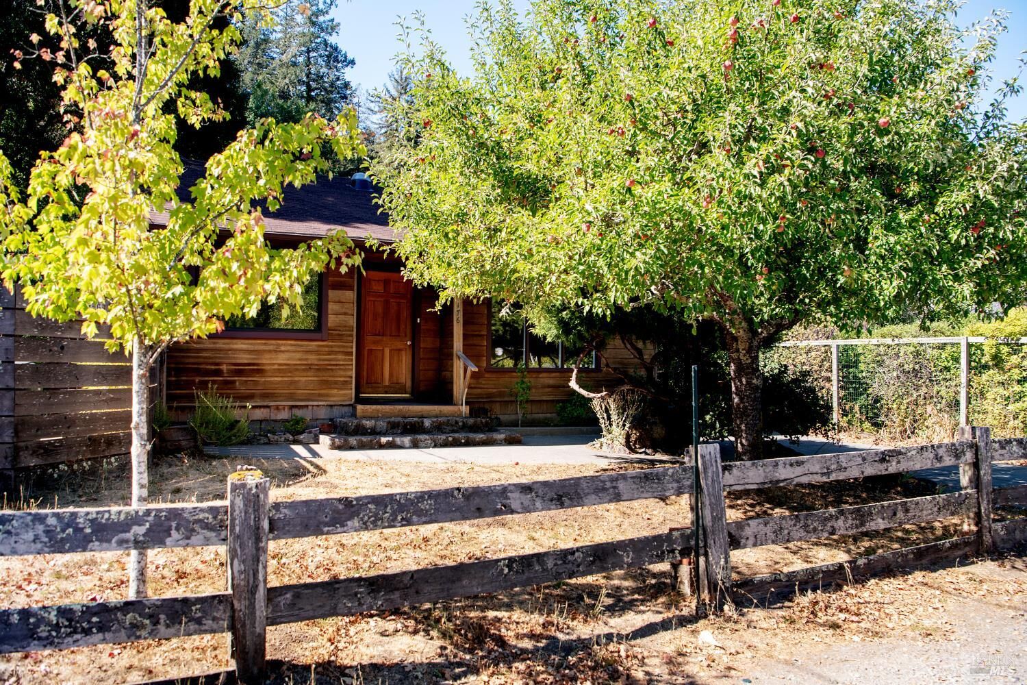 Property Photo: 176 Railroad Avenue CA 94973