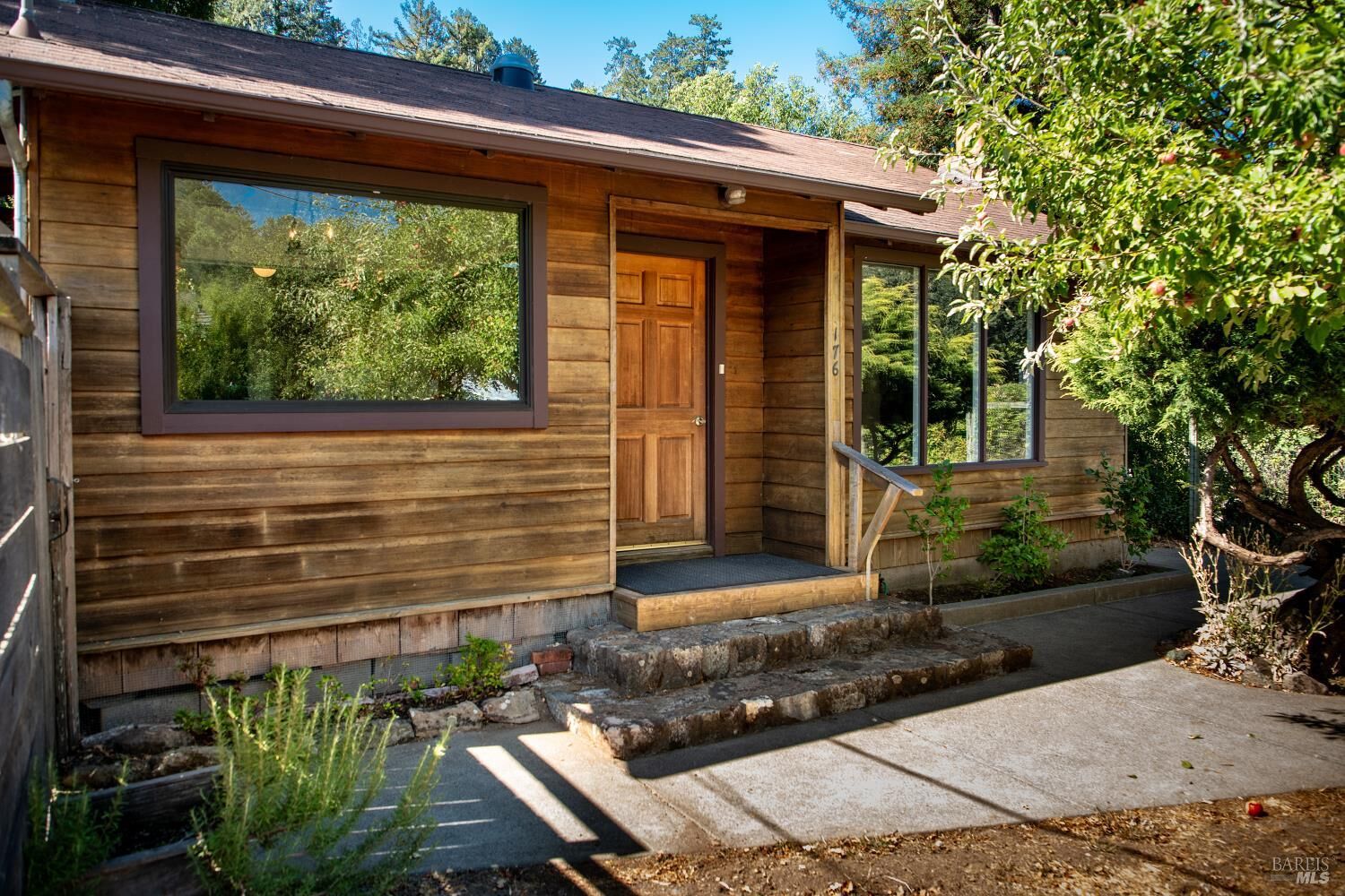 Property Photo:  176 Railroad Avenue  CA 94973 