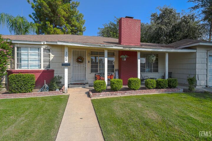 Property Photo:  3720 Apache Avenue  CA 93309 