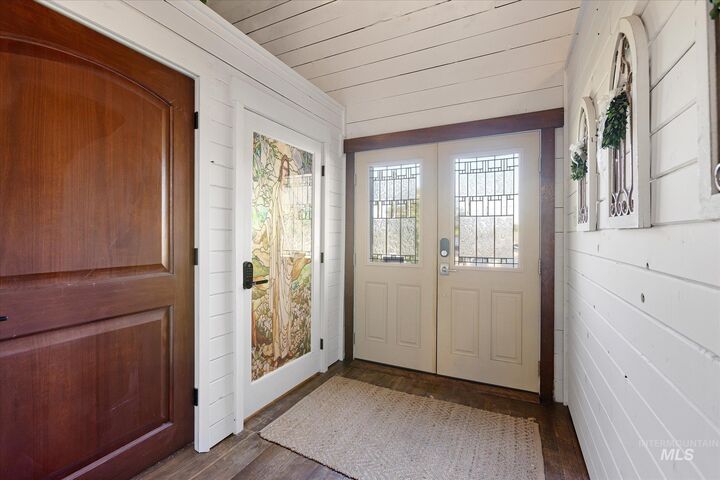 Property Photo:  712 N 4th Street  ID 83660 