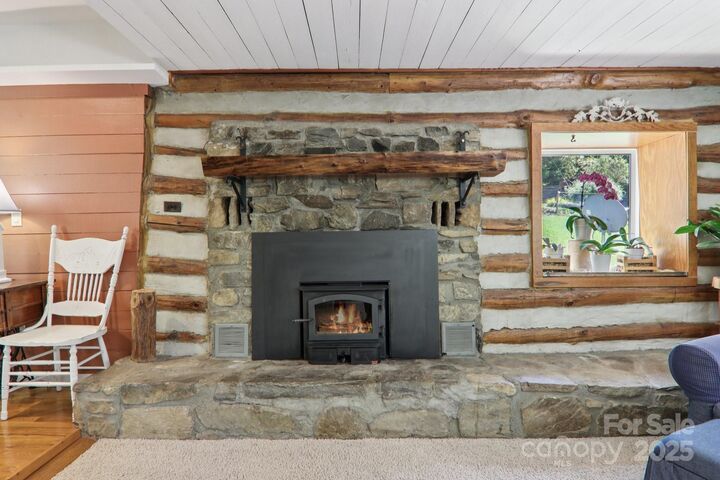 Property Photo: 237 Hansom Drive NC 28785
