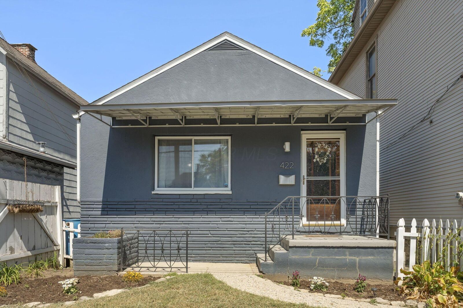 Property Photo: 422 E Whittier Street OH 43206