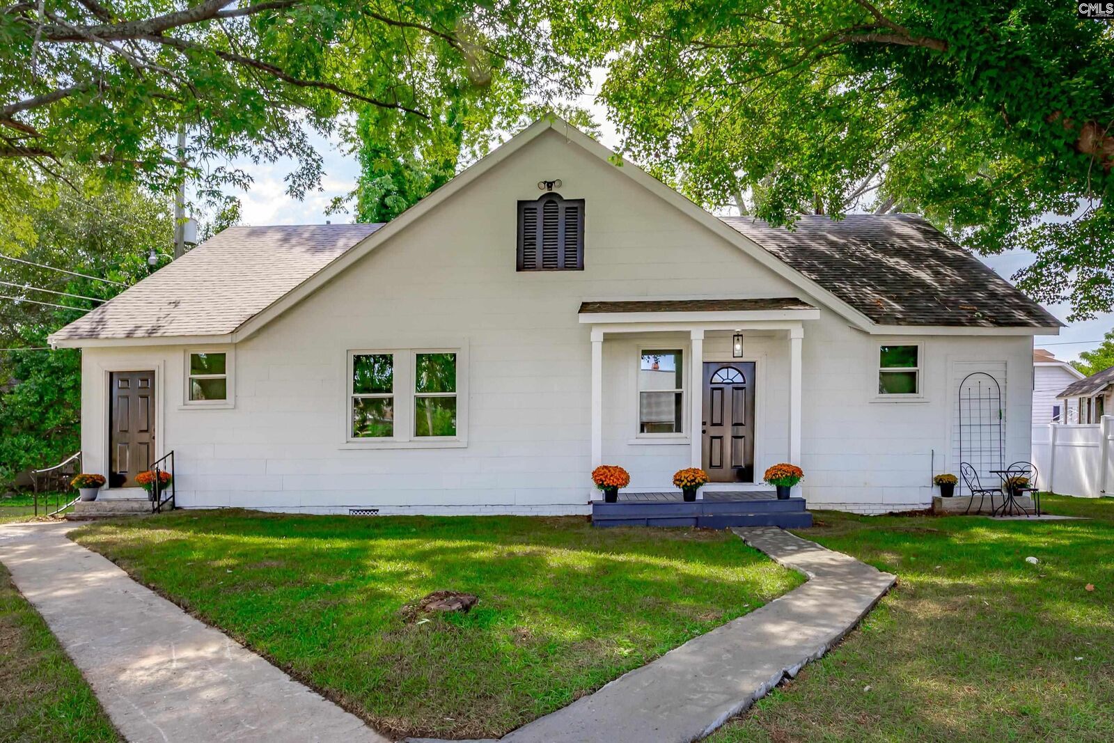 Property Photo:  750 8th  SC 29180 