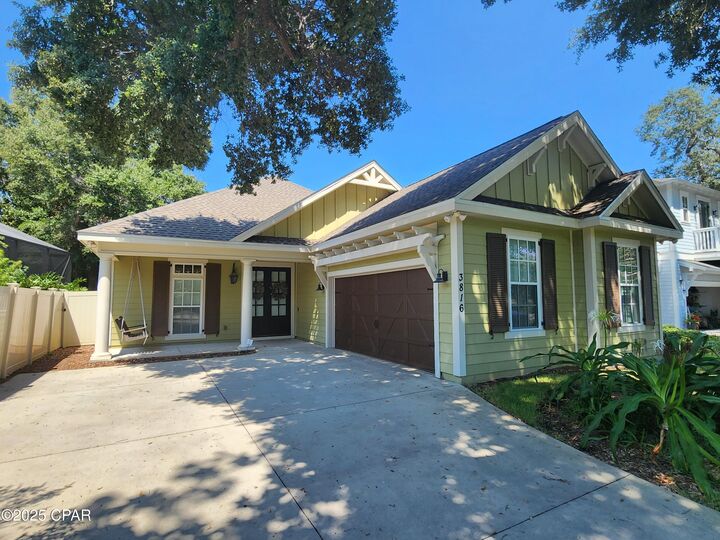Property Photo: 3816 Mariner Drive FL 32408