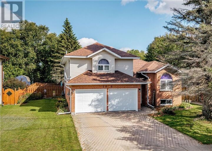 Property Photo: 3870 Macmillan Drive ON P3N 1H9