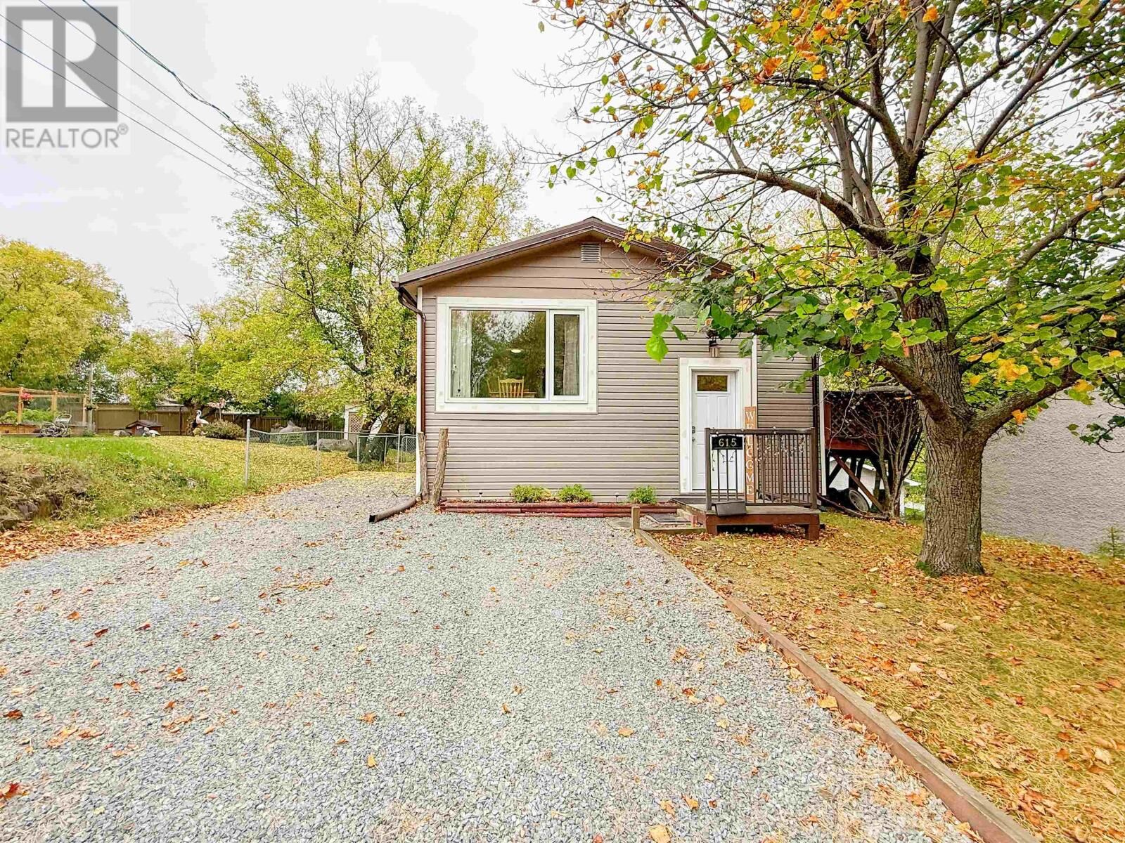 Property Photo:  615 Eighteenth Avenue North  ON P9N 3N7 