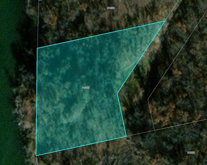 Property Photo:  12 Perch Place  MB R0K 1R0 