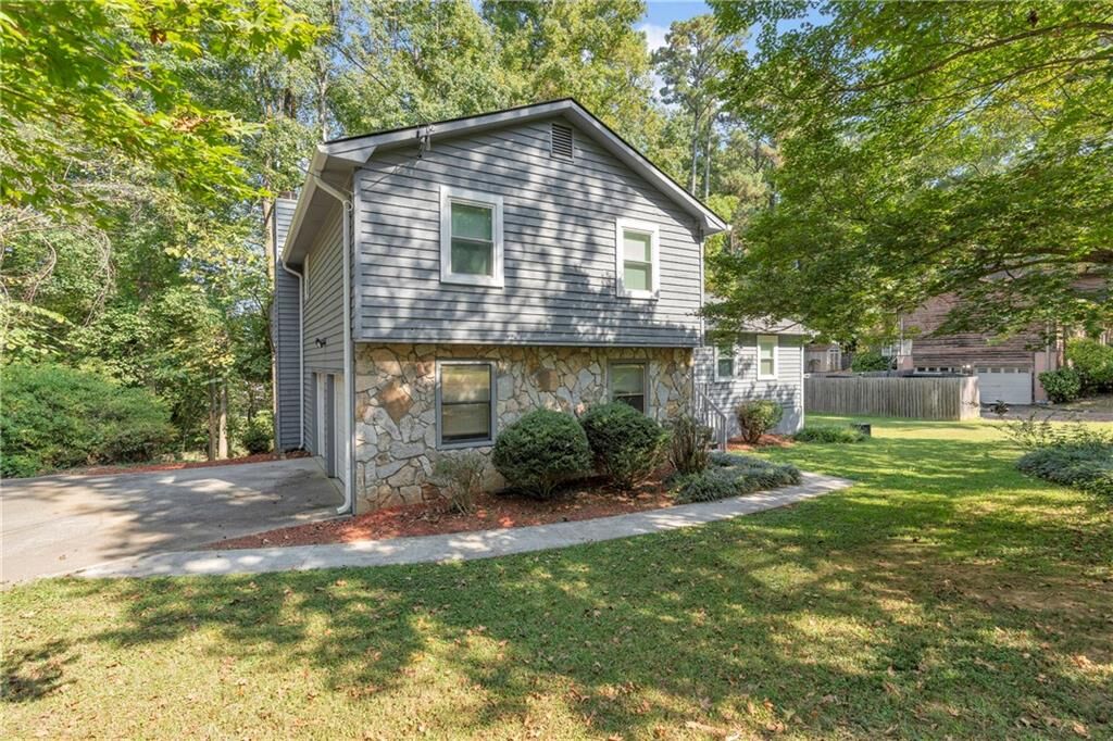 Property Photo: 4907 Habersham Ridge SW GA 30047