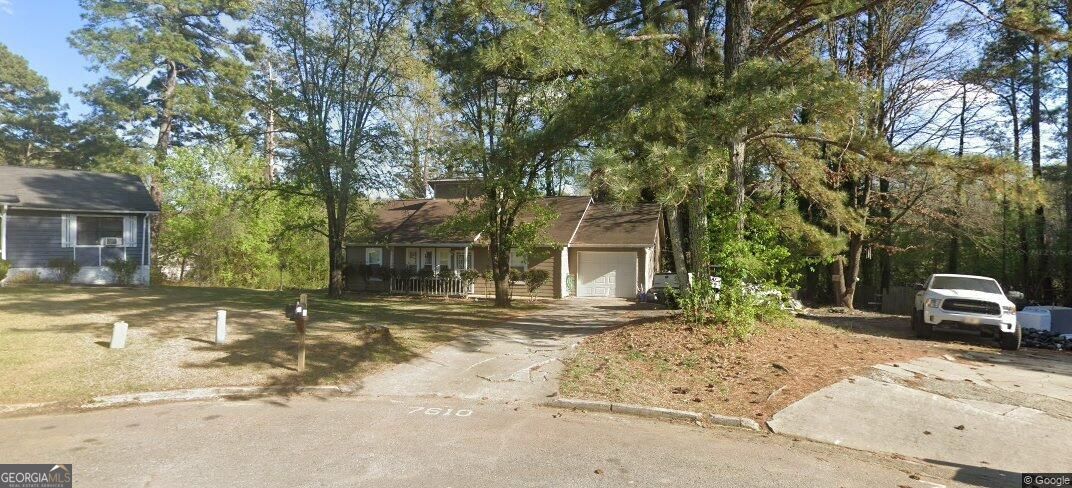 Property Photo:  7610 Teton Court  GA 30236 