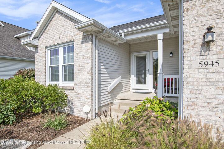 Property Photo:  5945 E Coleman Road  MI 48823 