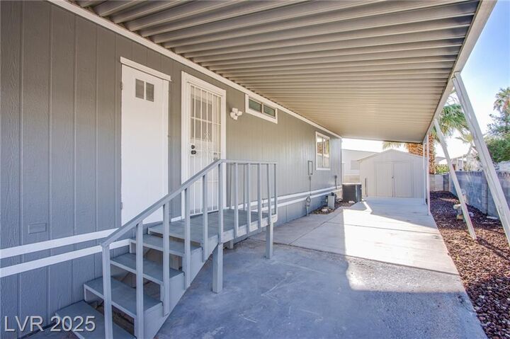 Property Photo: 3431 Jewel Cave Drive NV 89122