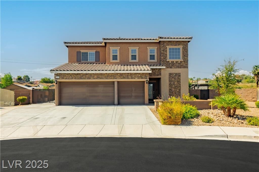 Property Photo:  844 Flowing Meadow Drive  NV 89014