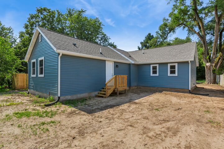 Property Photo:  6 W Hupp Road  IN 46350 