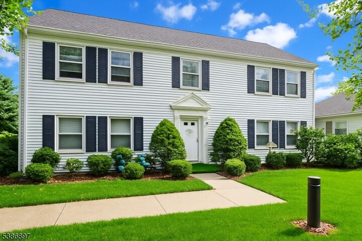374 New Bedford Ln  Monroe Twp. NJ 08831 photo