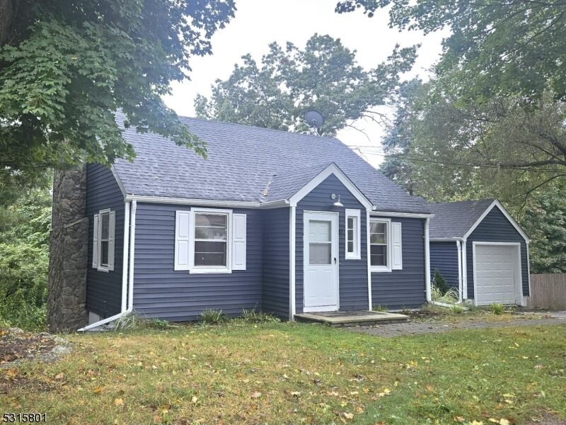 Property Photo: 17 Indian Trl NJ 07871