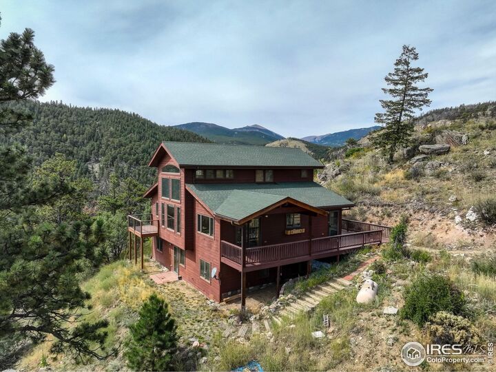 Property Photo:  575 Bulwark Ridge Dr  CO 80532 