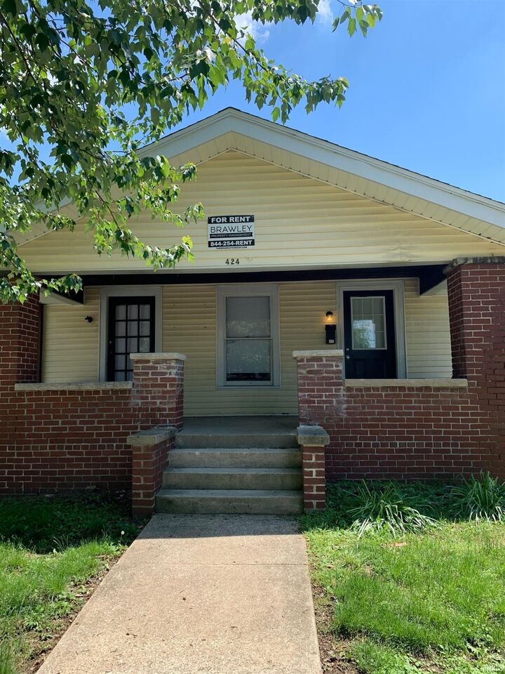 Property Photo:  424 E Cottage Grove Avenue  IN 47408-3609