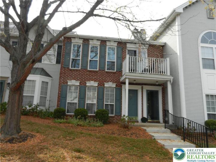 Property Photo:  1982 Willings Lane  PA 18055 