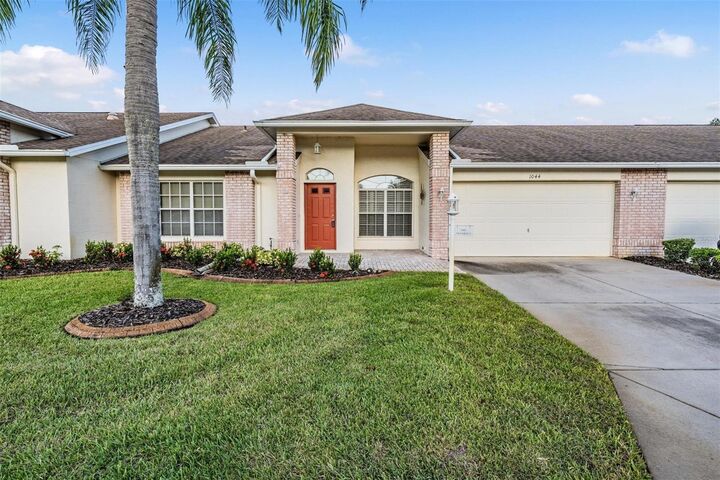 Property Photo:  1044 Blyth Hill Court  FL 34655 