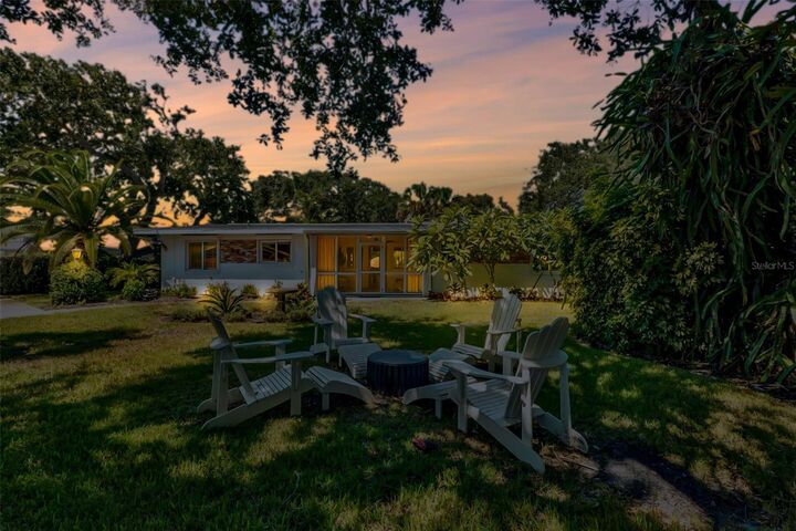 Property Photo:  322 Cedar Avenue  FL 32169