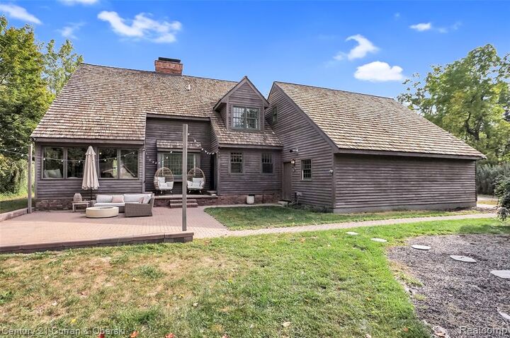 90 E Washington Street  Clarkston MI 48346 1513 photo