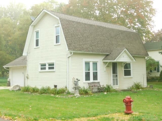 Property Photo:  401 E Mill Street  MI 48014 