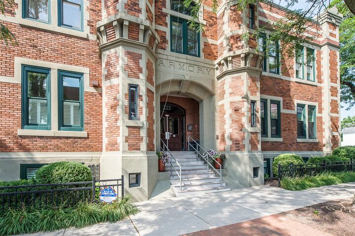 223 E Ann Street 6  Ann Arbor MI 48104 photo