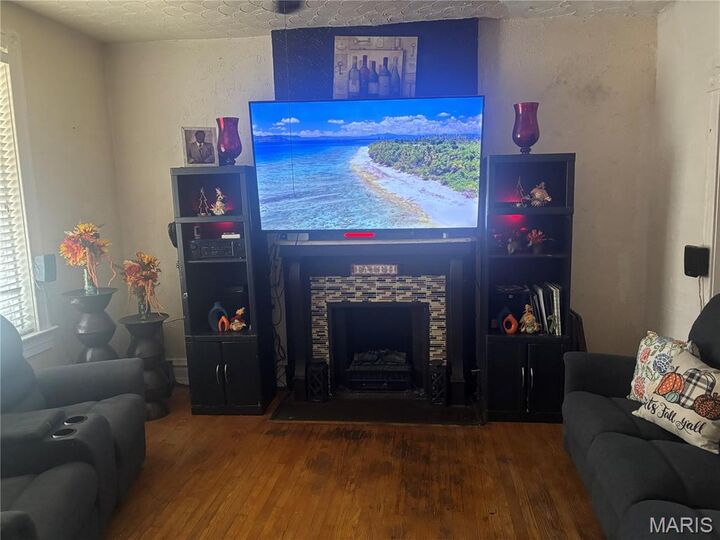 Property Photo:  5232 Highland Avenue  MO 63113 