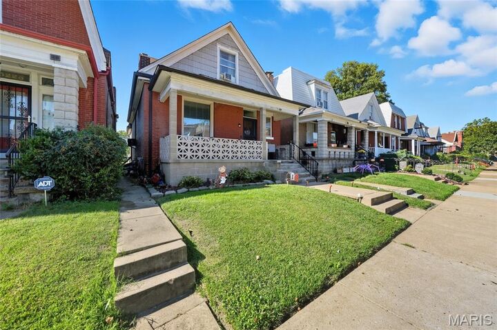 Property Photo:  5232 Highland Avenue  MO 63113 