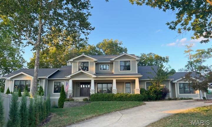 699 W Washington Avenue  Kirkwood MO 63122 photo