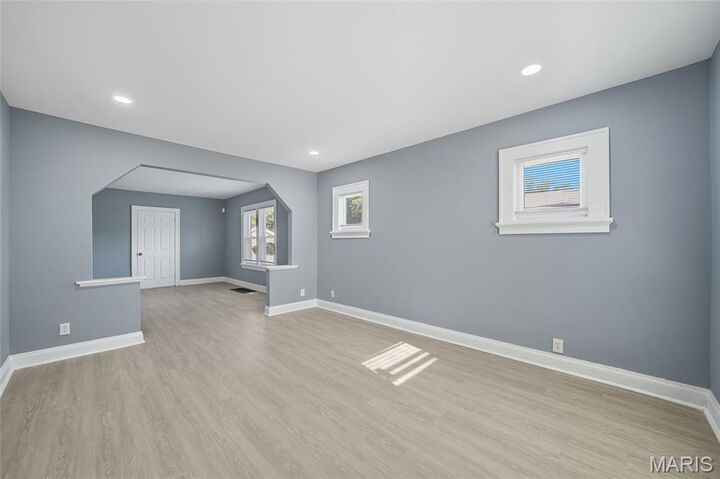 Property Photo:  1209 Griefield Place  MO 63133 