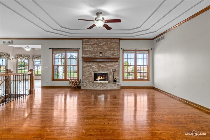 Property Photo:  629 E Knights Road  IL 60548 