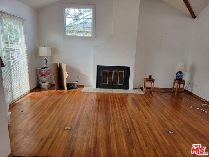 Property Photo:  7842 Croydon Avenue  CA 90045 